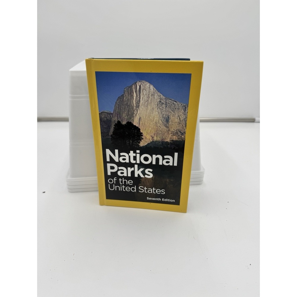 GUIDE TO NATIONAL PARKS OF THE UNITED STATES by National Geographic Book